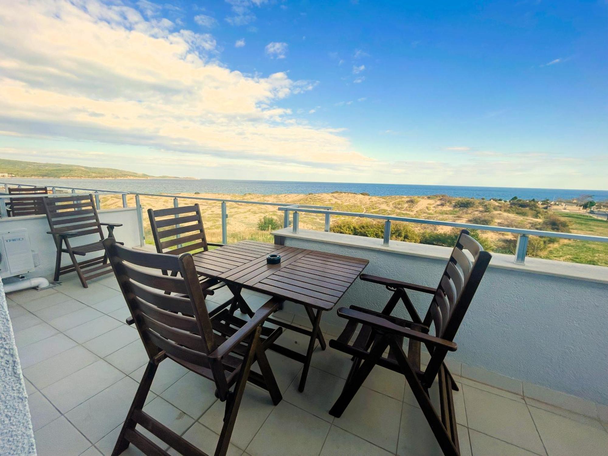 Apart-Hotel Panorama Sea Lux Primorsko Eksteriør bilde