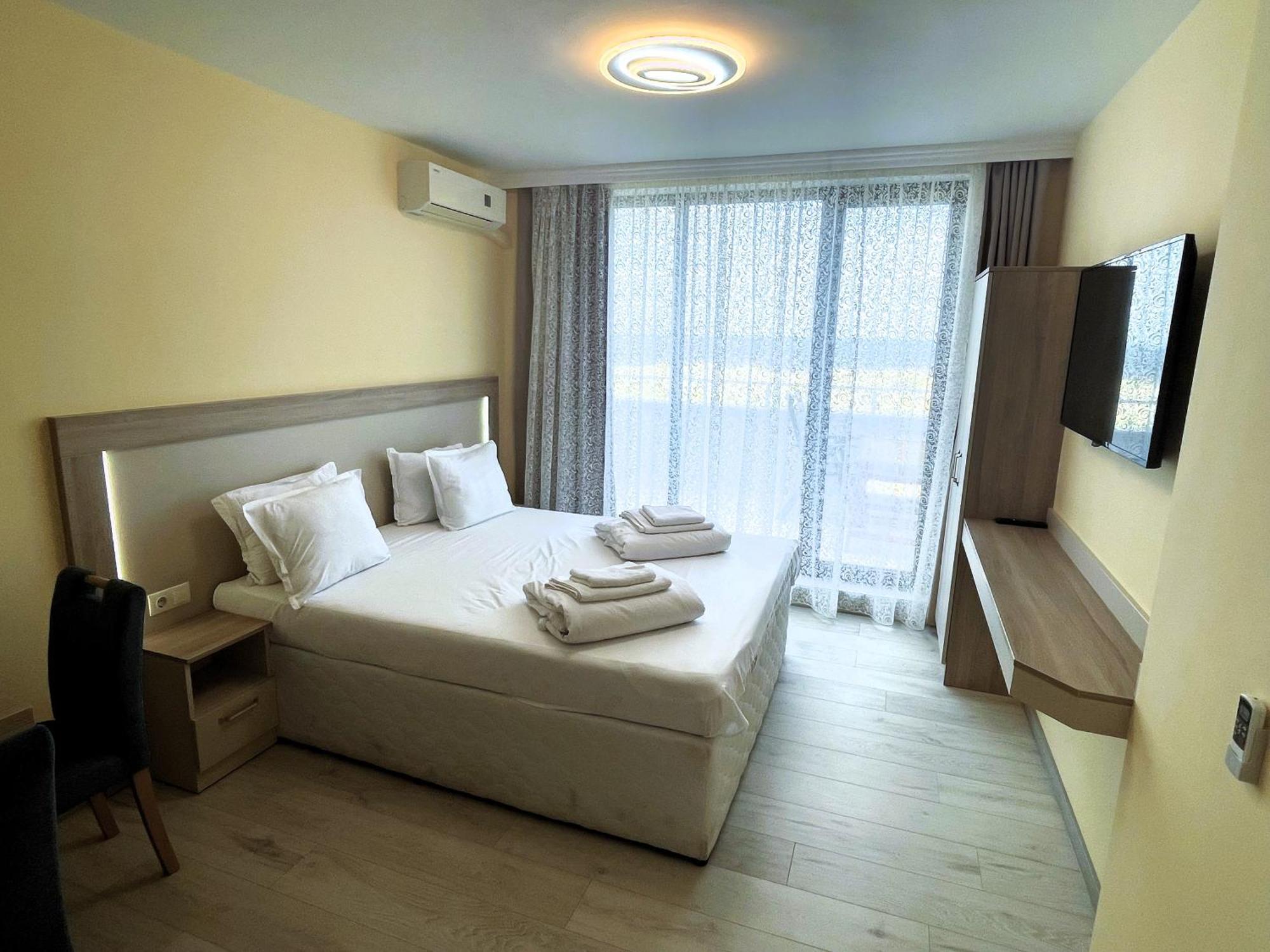 Apart-Hotel Panorama Sea Lux Primorsko Eksteriør bilde
