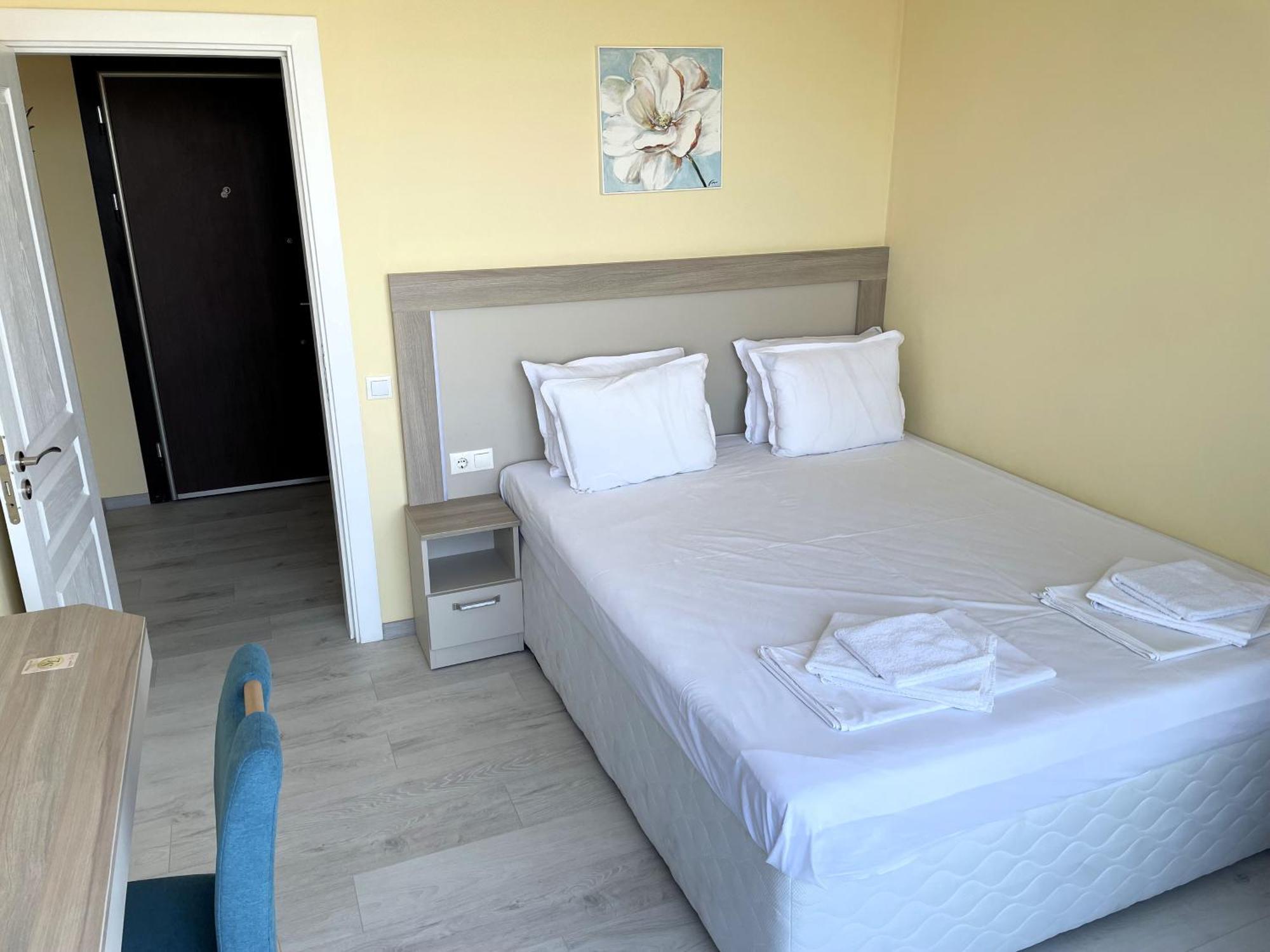 Apart-Hotel Panorama Sea Lux Primorsko Eksteriør bilde