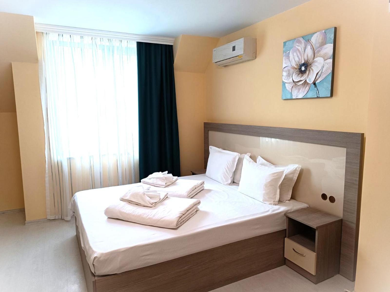Apart-Hotel Panorama Sea Lux Primorsko Eksteriør bilde